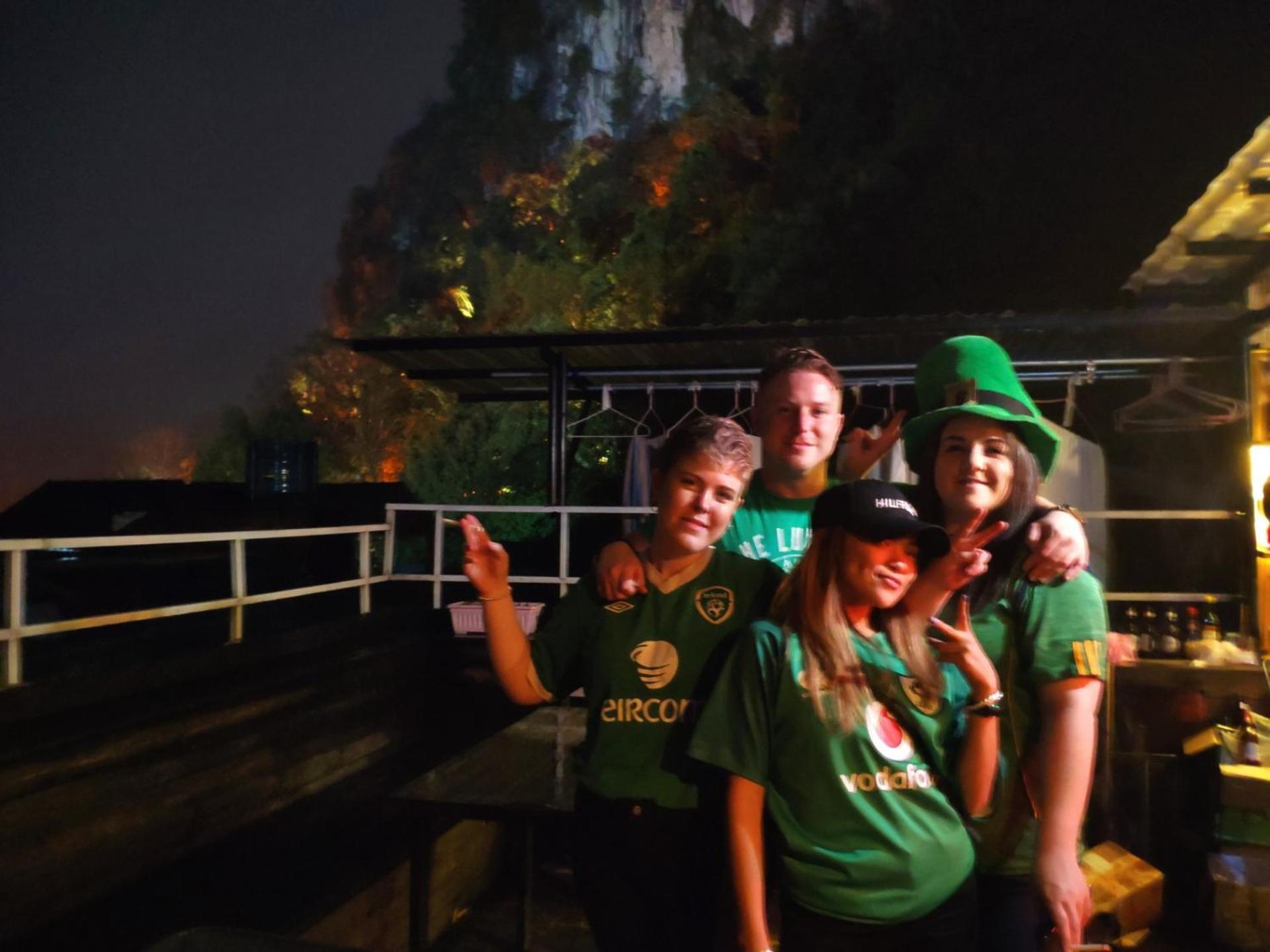 Showbiz Hostel Yangshuo Eksteriør billede